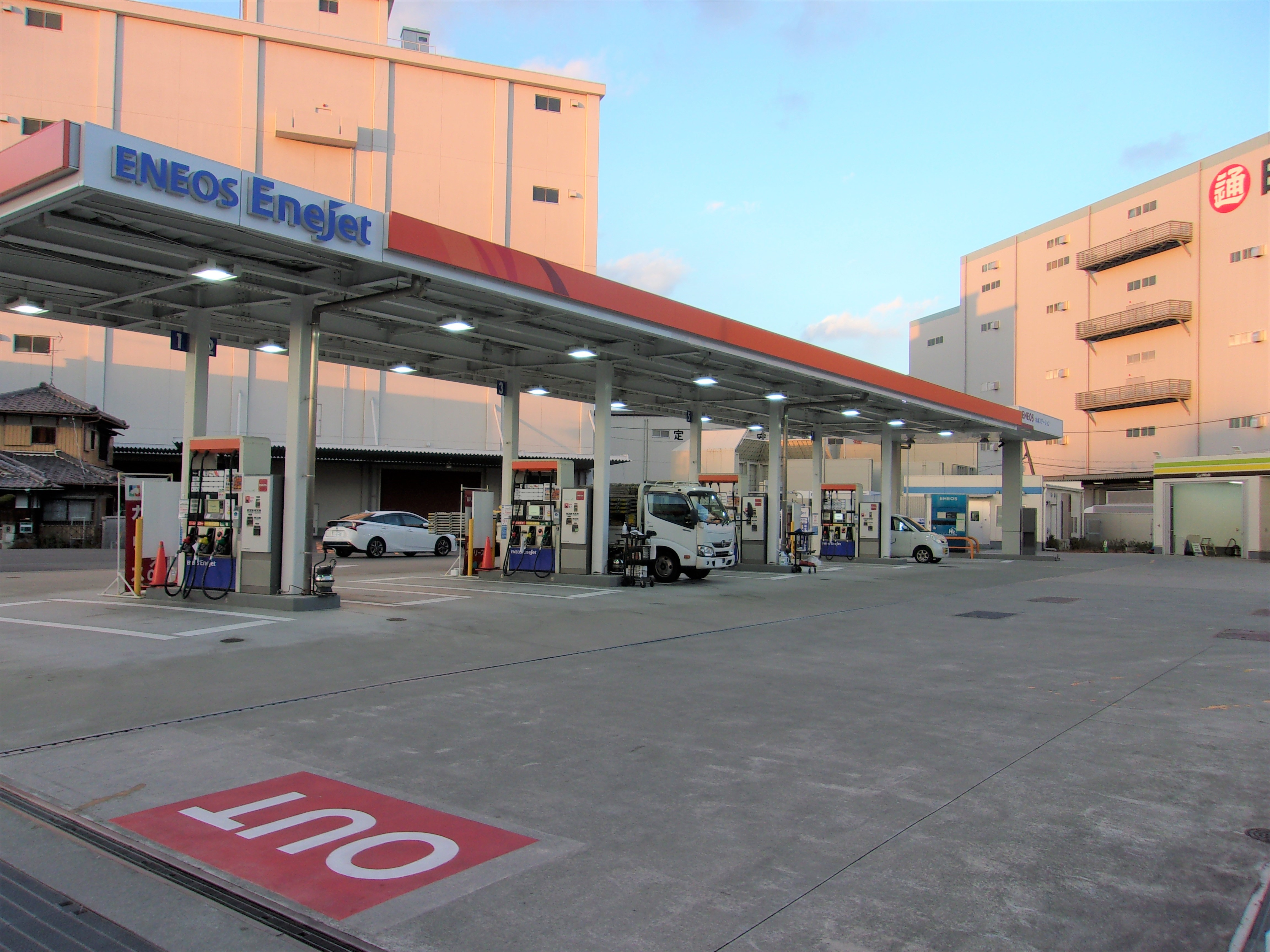 Images ENEOS Dr.Driveセルフ茨木インター店（ENEOSモビリニア）