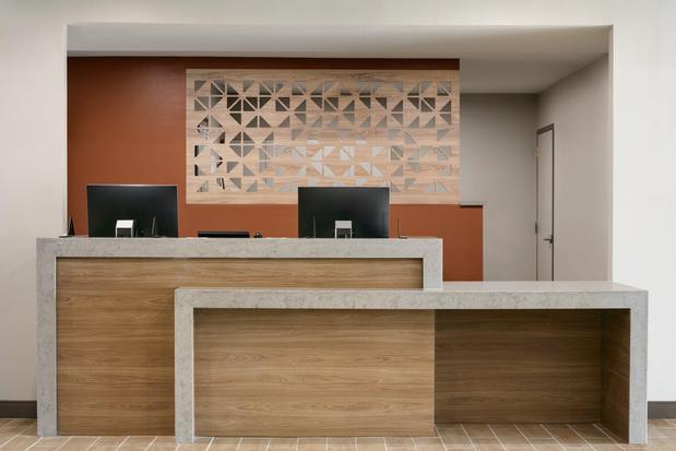 Images Candlewood Suites Fayetteville Fort Bragg by IHG