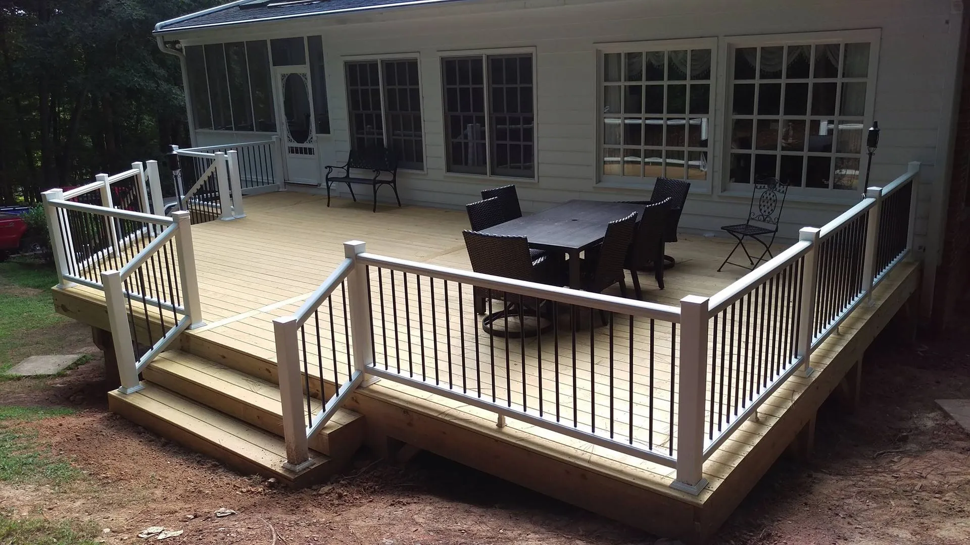 Deck Specialist & Outdoor Living Spaces Image