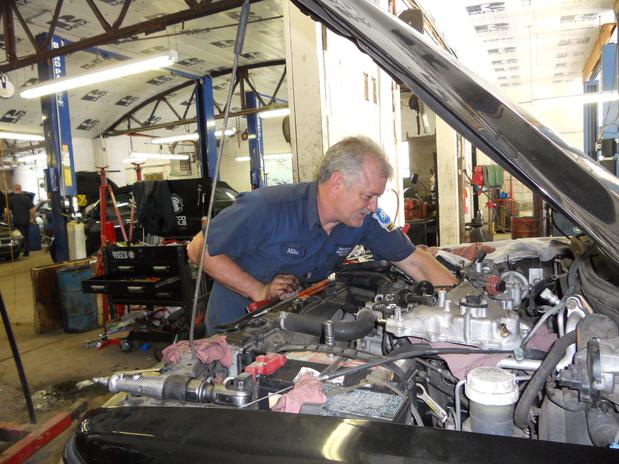 Images Gowen's Automotive Repairs