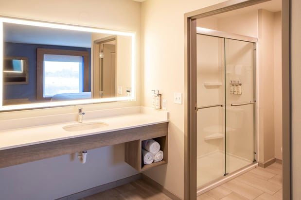 Images Holiday Inn Express & Suites Sioux City - Southern Hills by IHG