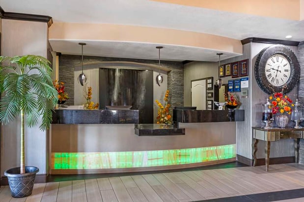 Images Best Western Plus Emerald Inn & Suites