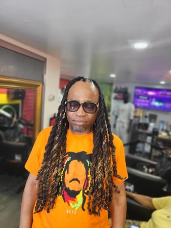 Images EmpressLocs.mitchell