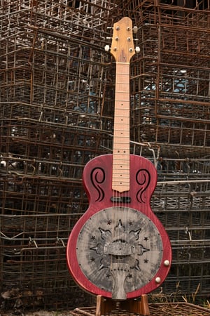 Images Girouard Guitars