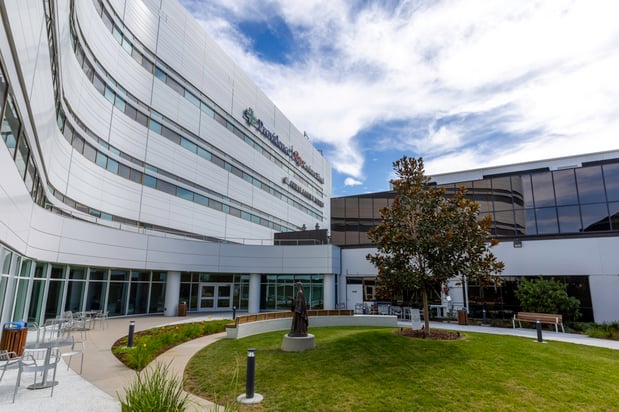 Images Providence Cedars-Sinai Tarzana Medical Center