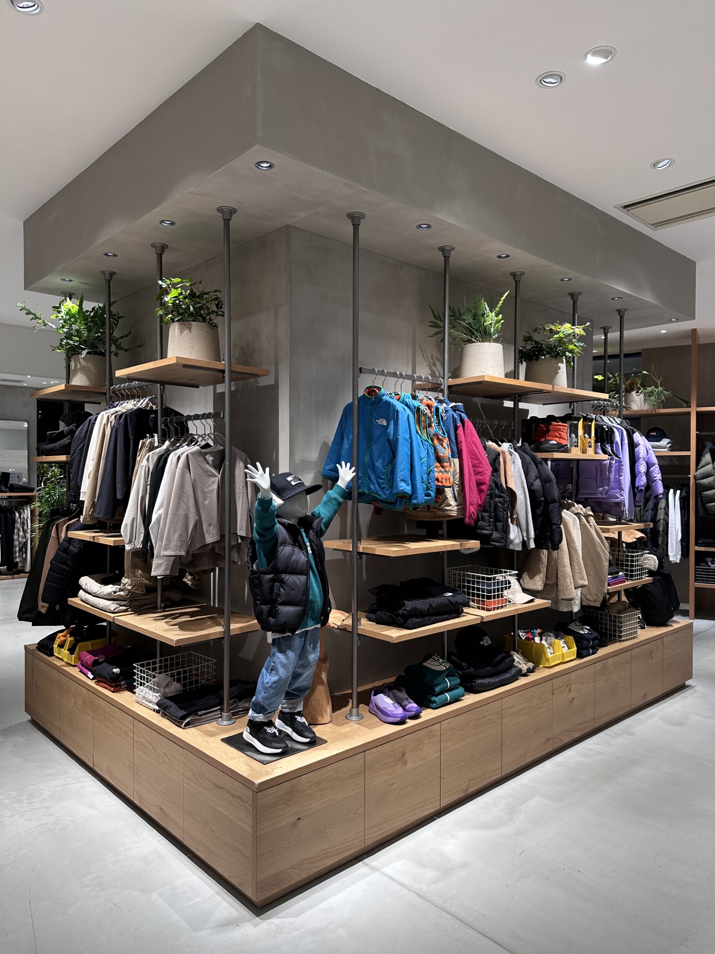 Images THE NORTH FACE+ (ザ・ノース・フェイス プラス) アミュプラザ長崎