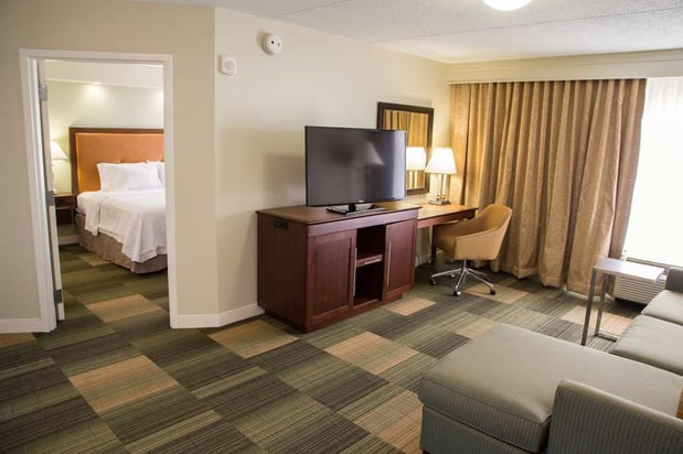 Images Hampton Inn & Suites Albany-Downtown