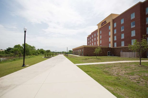 Images Hampton Inn & Suites Oklahoma City Airport