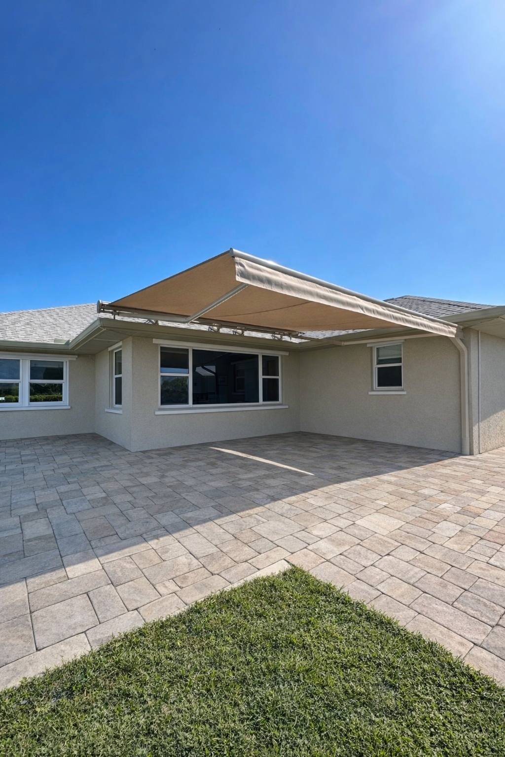 Retractable Awning