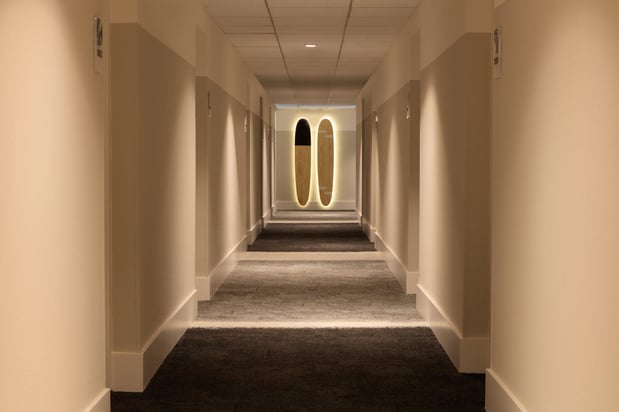Images Kimpton Surfcomber Hotel by IHG