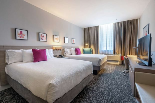 Images Hilton Garden Inn Wichita Downtown