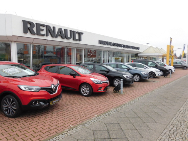 Renault Retail Group Pankow aussen Renault