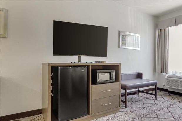 Images Best Western Plus North Houston Inn & Suites