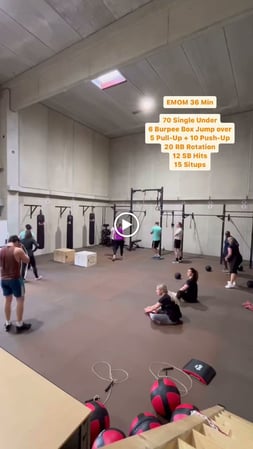Bilder FOXHOLE FITNESS