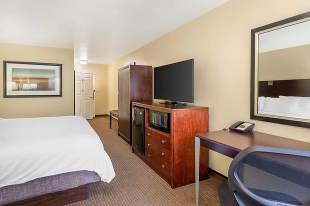 Images Best Western Plus CottonTree Inn