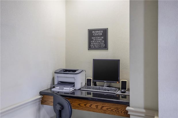 Images Best Western Limestone Inn & Suites