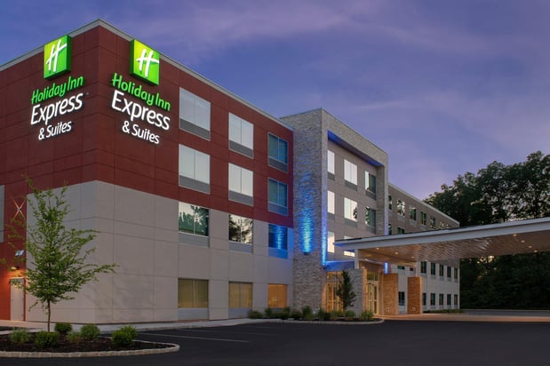Images Holiday Inn Express & Suites North Brunswick by IHG