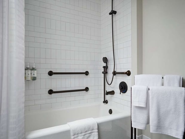 Images Hotel Phillips Kansas City, Curio Collection by Hilton