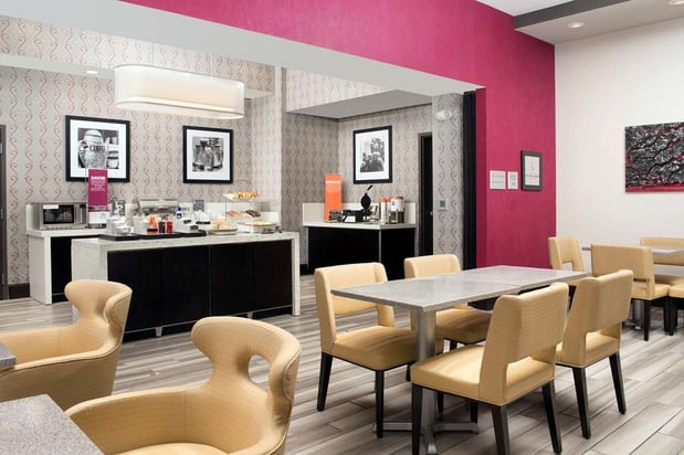 Images Hampton Inn Huntsville/Village of Providence