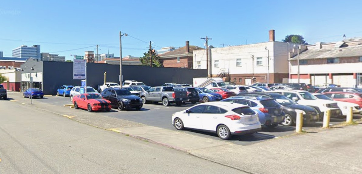 LAZ Parking - Harrison Lot