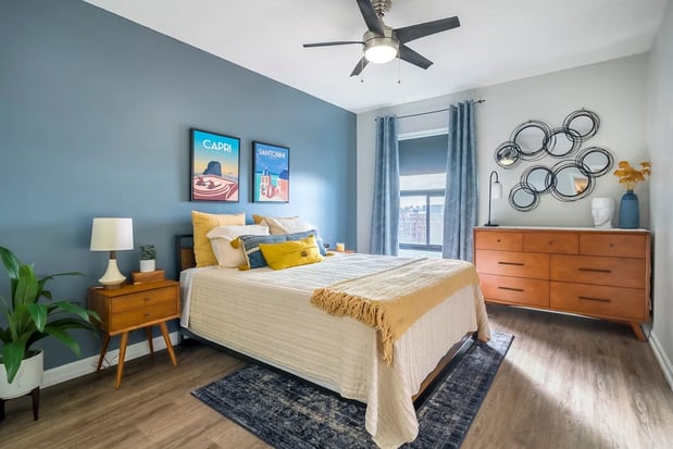 Images Iris Luxury Apartments