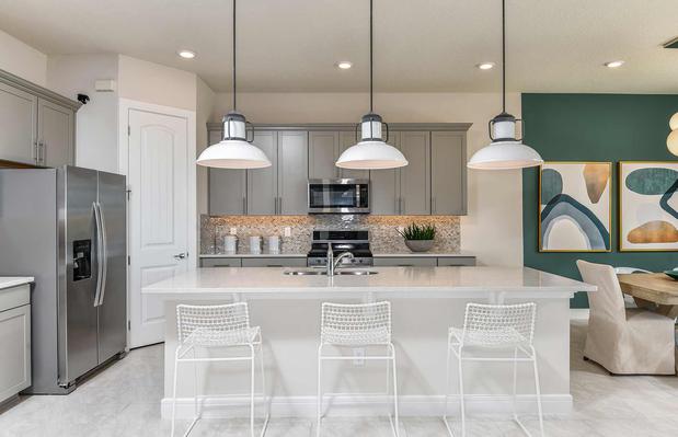 Images Split Oak Reserve by Pulte Homes