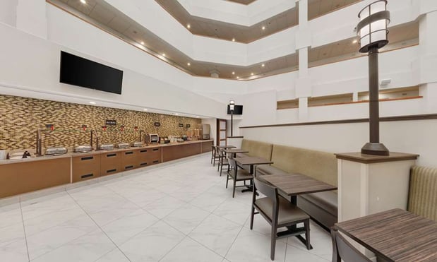 Images Embassy Suites by Hilton Milwaukee Brookfield