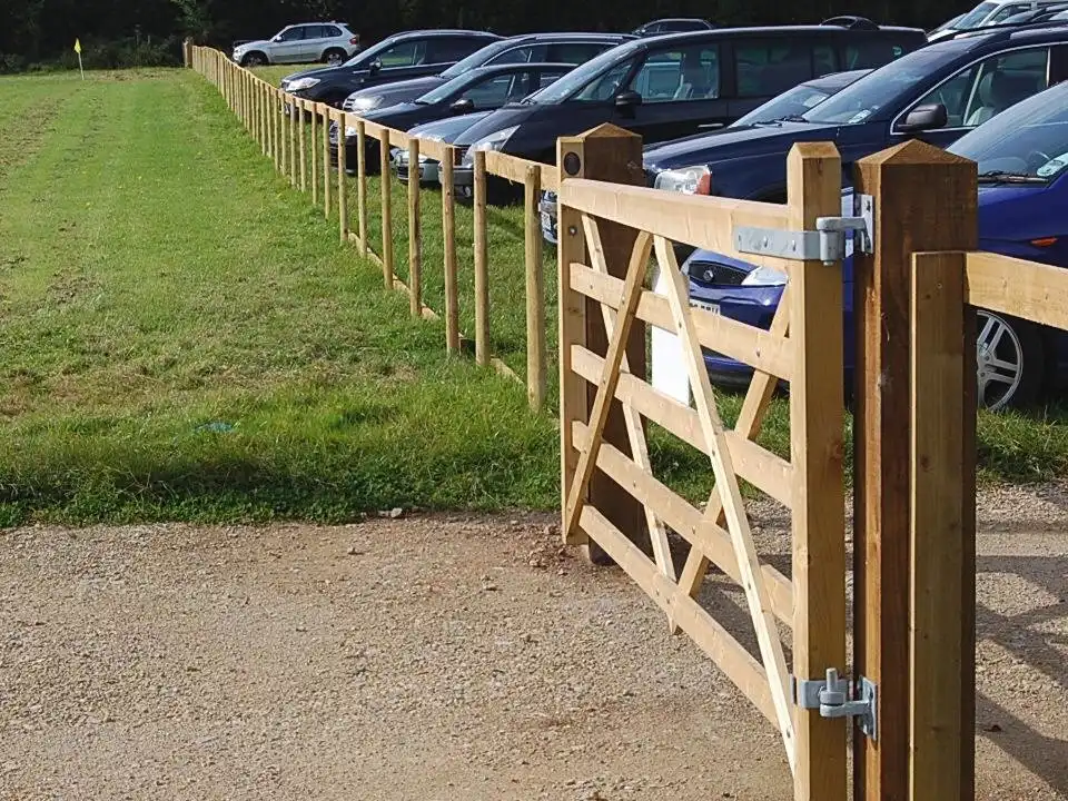 Images Milan Fencing & Landscaping