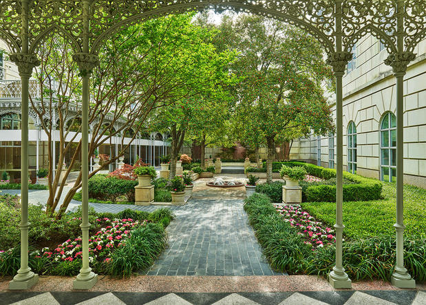 Images Hotel Crescent Court