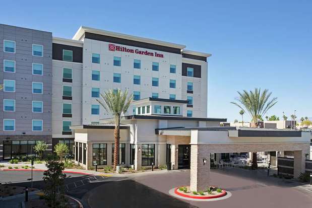 Images Hilton Garden Inn Las Vegas City Center