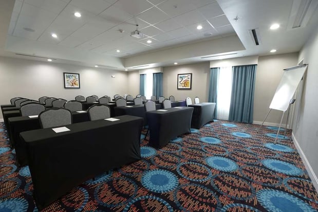 Images Hampton Inn & Suites Oklahoma City/Quail Springs