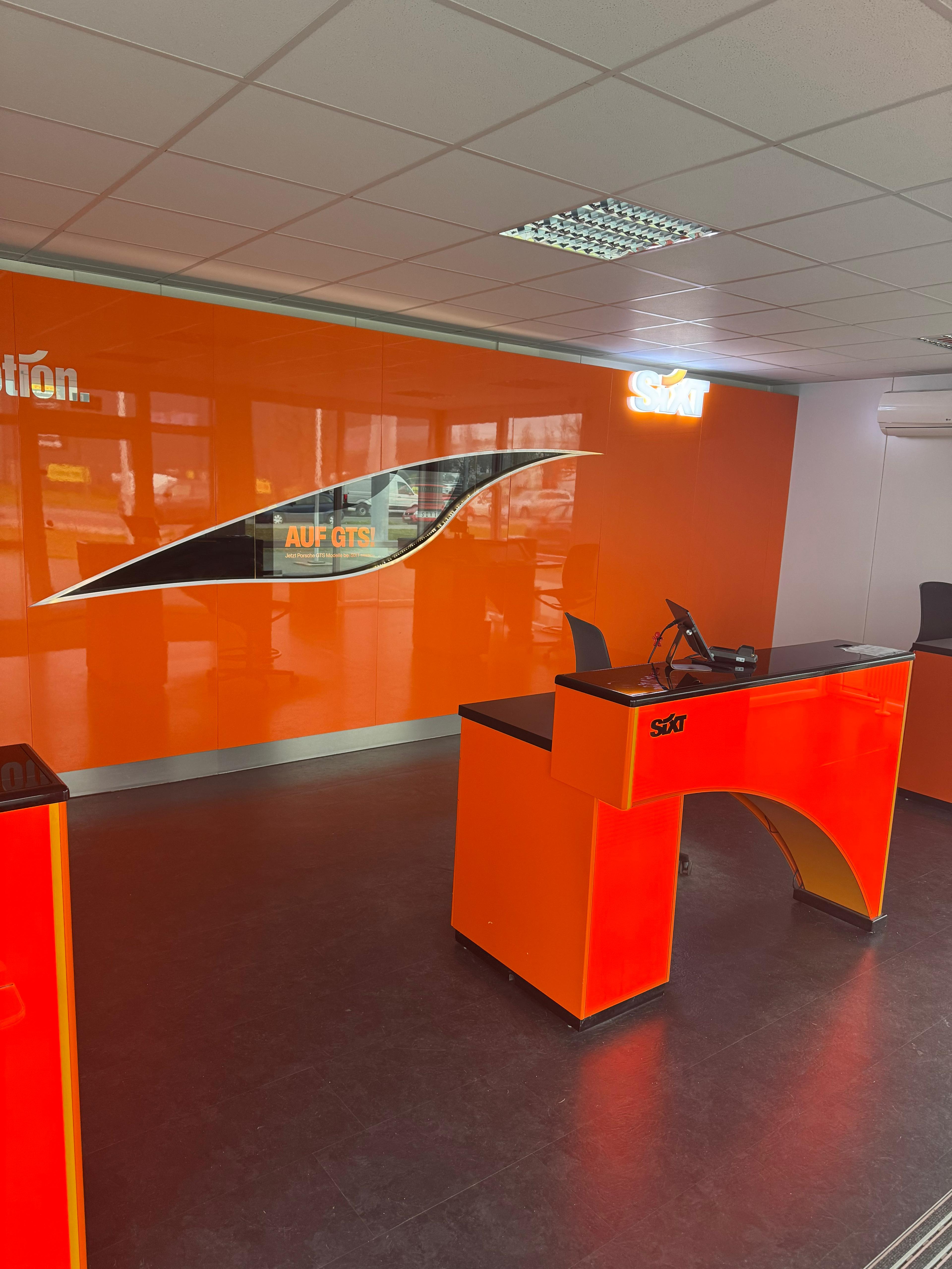SIXT Truck Center Mainz/Wiesbaden, Fritz-Lenges-Str. 12 in Wiesbaden, Mainz-Kastel
