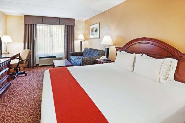 Images Holiday Inn Express & Suites Kings Mountain - Shelby Area, an IHG Hotel