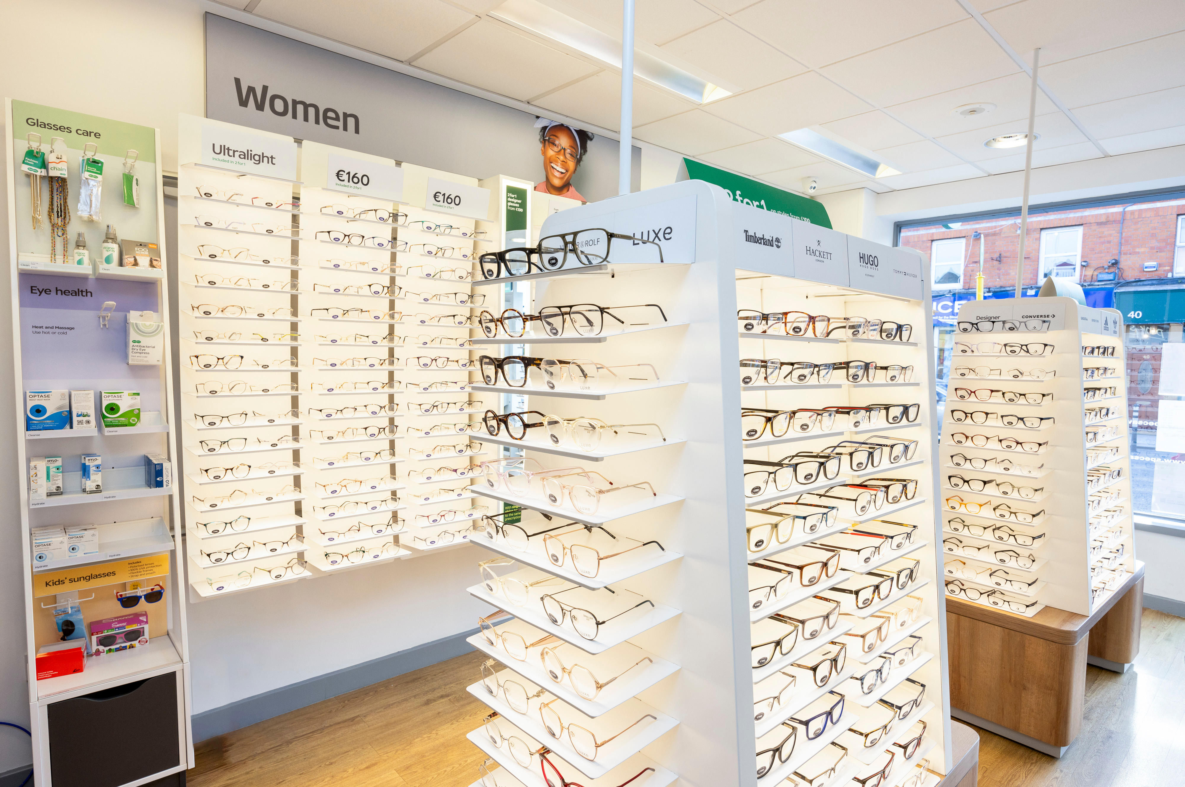 Specsavers Opticians & Audiologists - Bray 15