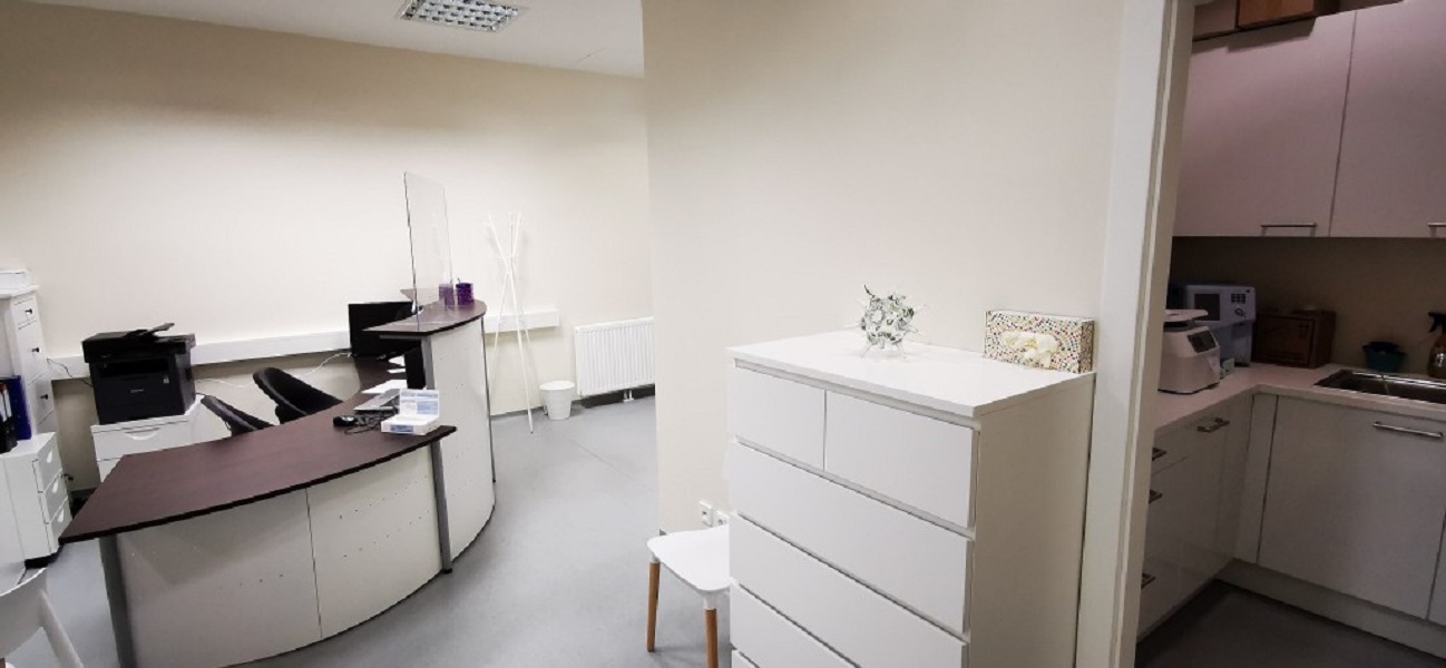 Dr. Tine Hajdinjak, Fuchsenweg 3 in Perg