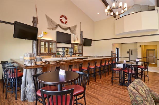 Images Best Western Plus Emory at Lake Fork Inn & Suites