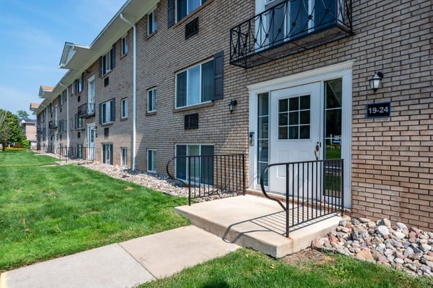 Images Pittsford Garden Apartment Homes