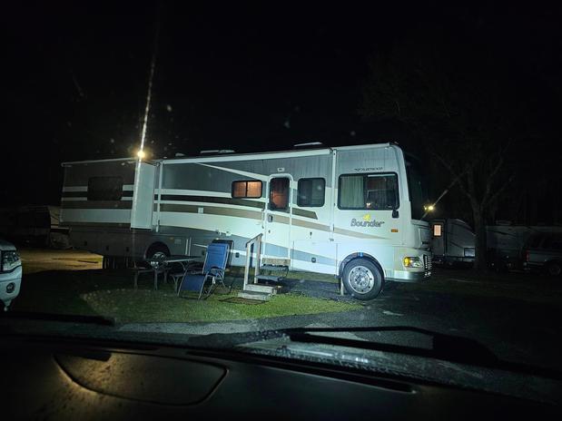 Images Reliable R.V Repair