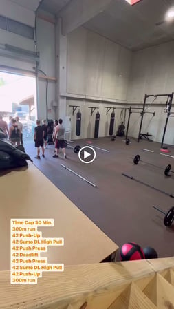 Bilder FOXHOLE FITNESS