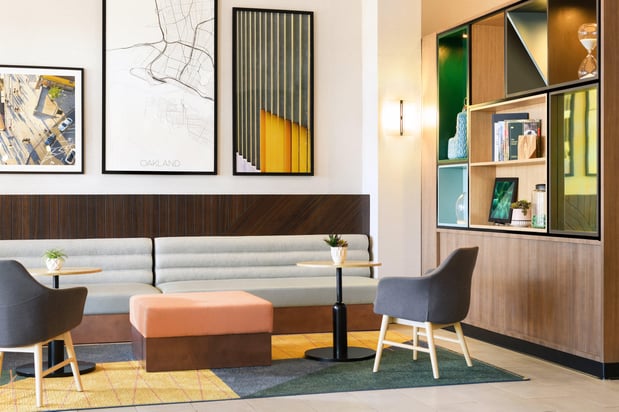 Images Holiday Inn & Suites Oakland - Airport by IHG