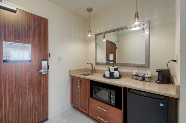 Images Hampton Inn & Suites Downtown Owensboro/Waterfront