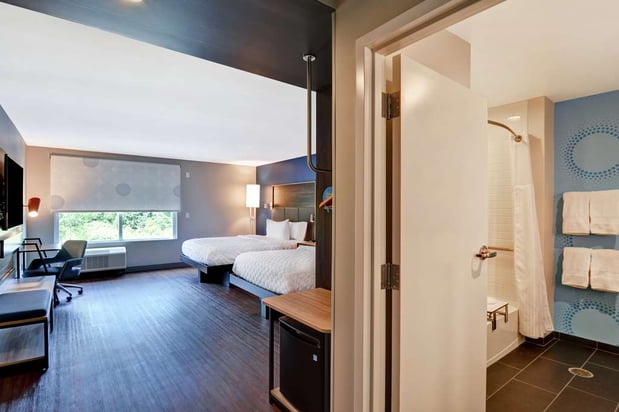 Images Tru by Hilton Middletown