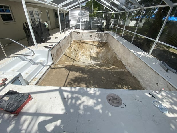 Images Paradise Palm Pools Inc