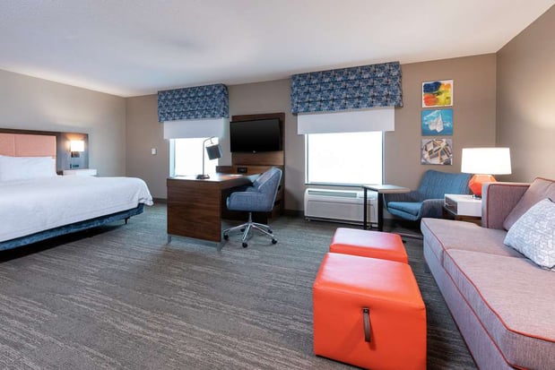 Images Hampton Inn & Suites by Hilton Marshalltown