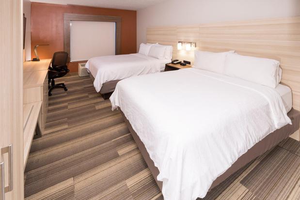 Images Holiday Inn Express & Suites Grand Blanc, an IHG Hotel