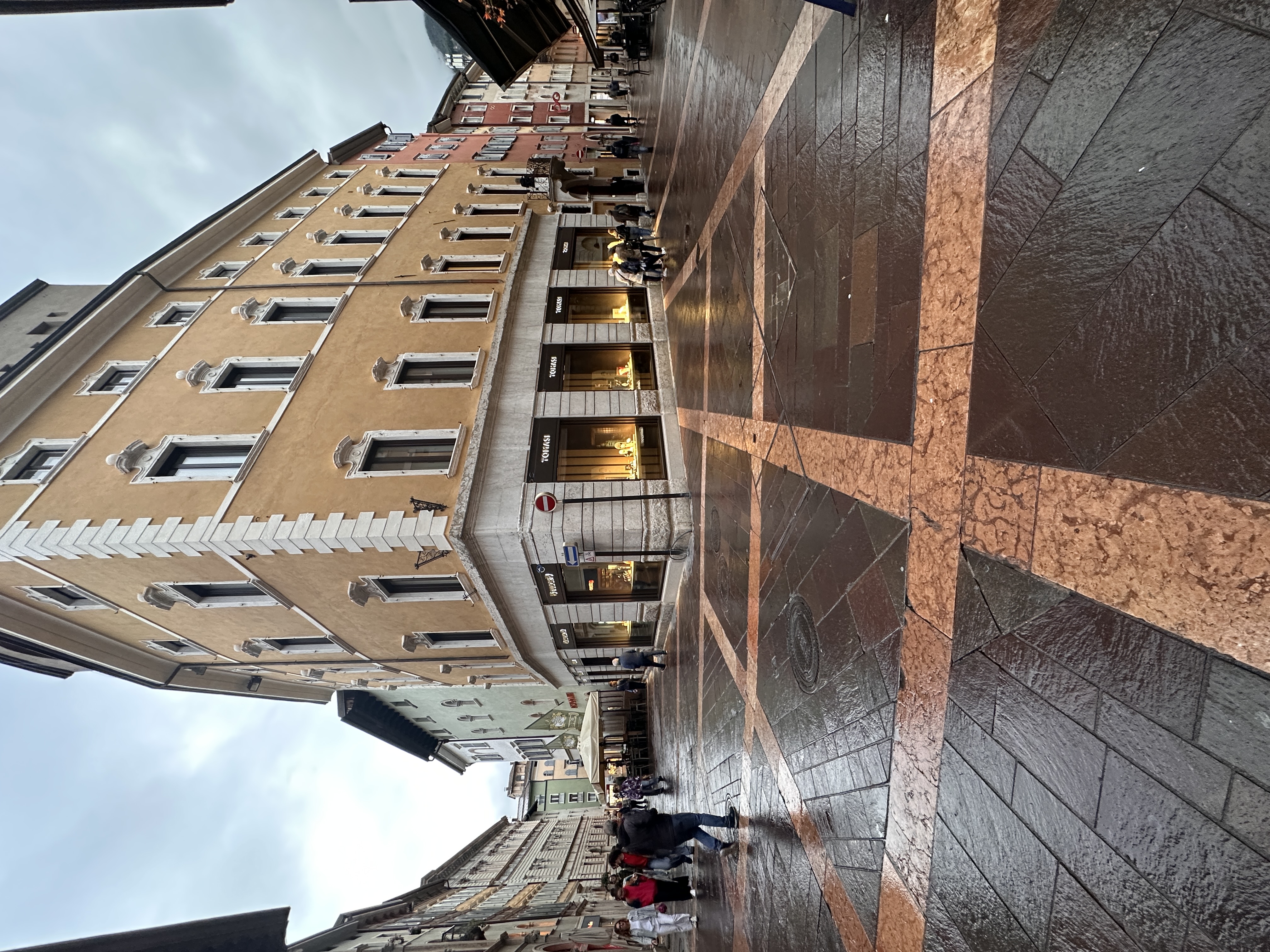 Images Tomasi Gioielli - Rivenditore autorizzato Rolex