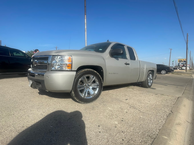 Images No Limit Alignment & Auto Repair