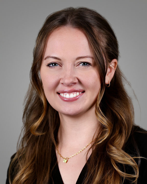 Emma R Metz, NP - Carmel, IN - Nurse Practitioner, Obstetrics & Gynecology