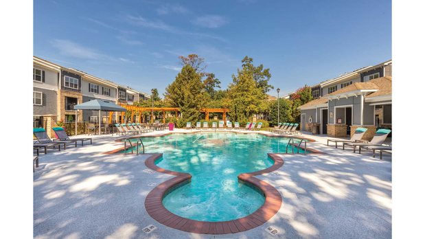 Images Carolina Point Apartments