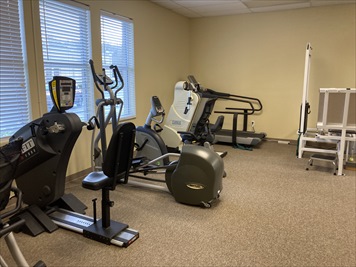 Images Select Physical Therapy - Trinity